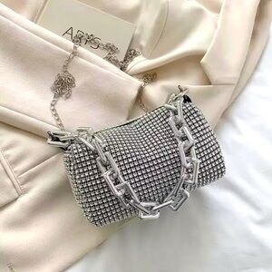 Sparkle purse/clutch super sparkley brand new 🤍🦋